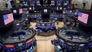 Apple Hits $5 Trillion